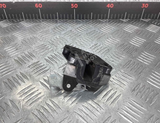 Замок двери сдвижной Kia Carnival I (GQ) 1998-2006  Kia Carnival Carnival I (GQ) 1998-2006