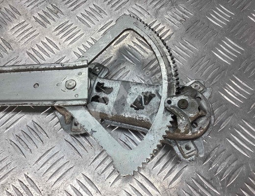 Стеклоподъемник передний левый Mercedes МВ100 (W631) 1981-1996  Mercedes 100 МВ100 (W631) 1981-1996