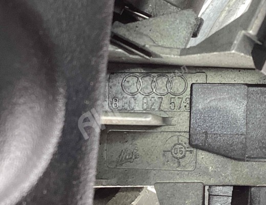 Накладка подсветки номера Audi A4 B7 (8EC, 8ED) 2004-2008  Audi A4 A4 B7 (8EC, 8ED) 2004-2008