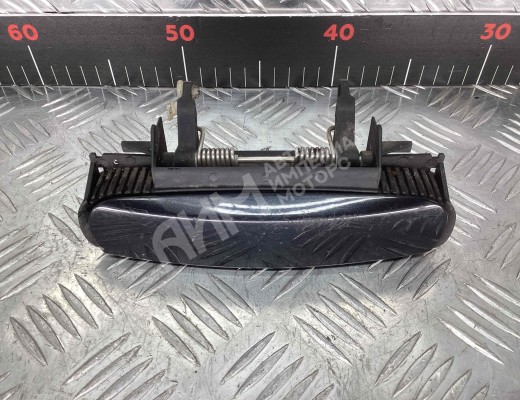 Ручка наружная передняя правая Audi A4 B6 (8EC, 8E5) 2000-2004  Audi A4 A4 B6 (8EC, 8E5) 2000-2004