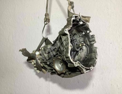 КПП механическая (МКПП) 6-ступенчатая Audi A6 C5 (4B) 1997-2001  Audi A6 A6 C5 (4B) 1997-2001