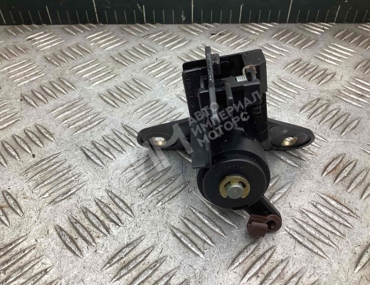Кнопка открытия багажника Opel Zafira A 1999-2003  Opel Zafira Zafira A 1999-2003