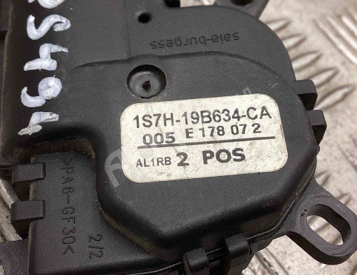Моторчик заслонки печки Ford T. Connect I 2002-2009  Ford Transit Connect T. Connect I 2002-2009