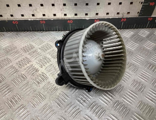 Моторчик печки Kia Carnival I (GQ) 1998-2006  Kia Carnival Carnival I (GQ) 1998-2006