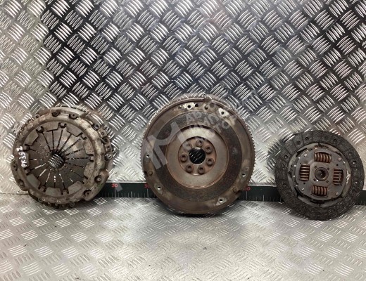 Комплект сцепления Nissan Primastar I 2006-2014 рестайлинг  Nissan Primastar Primastar I 2006-2014 рестайлинг