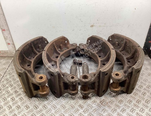 Тормозные колодки задние Renault Kerax 1997-2013  Renault Kerax Kerax 1997-2013