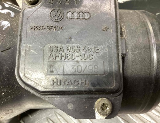 Расходомер воздуха Volkswagen Bora (1J) 1998-2005  Volkswagen Bora Bora (1J) 1998-2005
