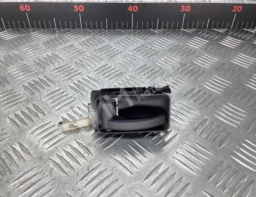 Ручка внутренняя передняя левая Mercedes МВ100 (W631) 1981-1996  Mercedes 100 МВ100 (W631) 1981-1996