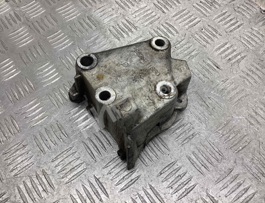 Кронштейн двигателя Peugeot 406 1995-2004  Peugeot 406 406 1995-2004
