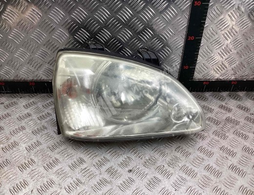 Фара правая Kia Carens I (FJ) 2002-2006 рестайлинг  Kia Carens Carens I (FJ) 2002-2006 рестайлинг