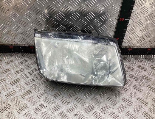 Фара правая Volkswagen Bora (1J) 1998-2005  Volkswagen Bora Bora (1J) 1998-2005