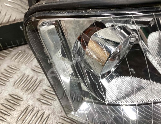Фара правая Audi A6 C5 (4B) 2001-2004 рестайлинг  Audi A6 A6 C5 (4B) 2001-2004 рестайлинг