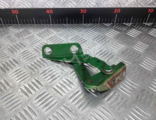 Петля капота правая Mercedes Sprinter I (W901-905) 1995-2006  Mercedes Sprinter Sprinter I (W901-905) 1995-2006