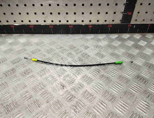 Трос двери передней Toyota Yaris II (XP90) 2005-2011  Toyota Yaris Yaris II (XP90) 2005-2011