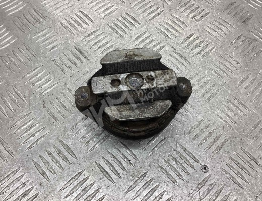 Подушка крепления КПП Audi A4 B5 (8D) 1999-2001 рестайлинг  Audi A4 A4 B5 (8D) 1999-2001 рестайлинг