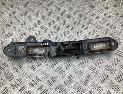 Кнопка открытия багажника Volkswagen Touran I (1T) 2003-2006  Volkswagen Touran Touran I (1T) 2003-2006