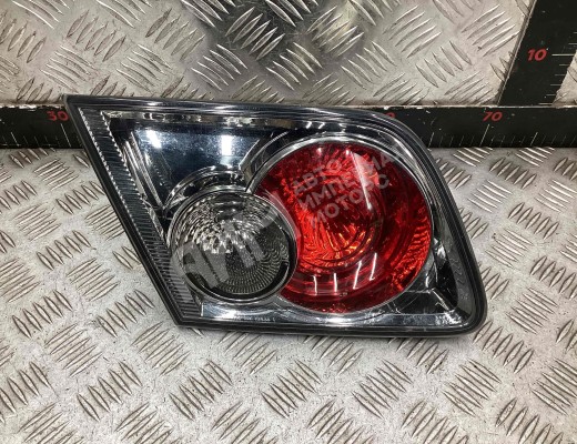 Фонарь крышки багажника левый Mazda 6 I (GG) 2002-2005  Mazda 6 6 I (GG) 2002-2005