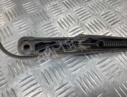 Щеткодержатель (поводок стеклоочистителя, дворник) Mercedes Sprinter I (W901-905) 1995-2006  Mercedes Sprinter Sprinter I (W901-905) 1995-2006