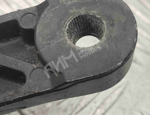 Щеткодержатель (поводок стеклоочистителя, дворник) Volkswagen Golf+ V (5M) 2005-2014  Volkswagen Golf Plus Golf+ V (5M) 2005-2014