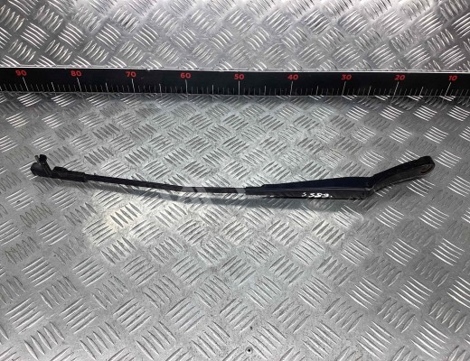 Щеткодержатель (поводок стеклоочистителя, дворник) Volkswagen Golf+ V (5M) 2005-2014  Volkswagen Golf Plus Golf+ V (5M) 2005-2014