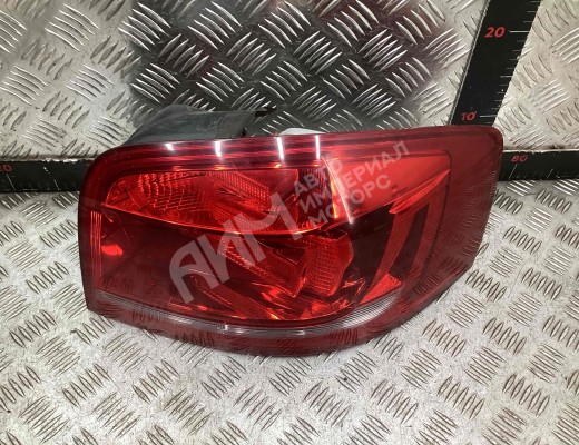 Фонарь задний правый Audi A3 II (8P) 2003-2005  Audi A3 A3 II (8P) 2003-2005