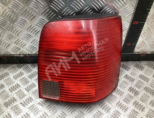 Фонарь задний правый Volkswagen Passat B5 (3B) 1996-2000  Volkswagen Passat Passat B5 (3B) 1996-2000