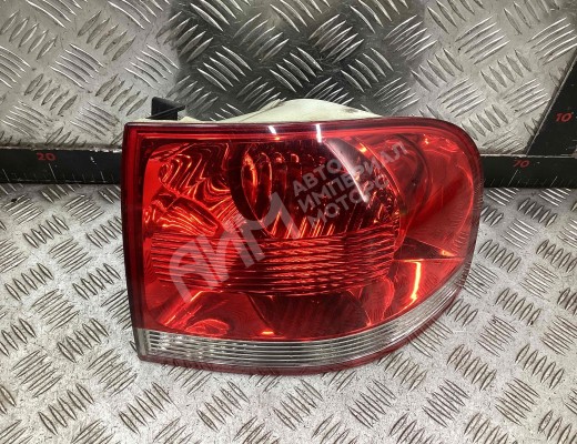 Фонарь задний правый Volkswagen Touareg I (7L) 2002-2006  Volkswagen Touareg Touareg I (7L) 2002-2006