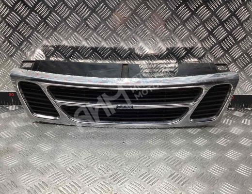 Решетка радиатора Saab 900 II 1993-1998  Saab 900 900 II 1993-1998