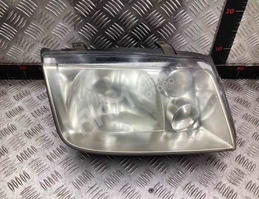 Фара правая Volkswagen Bora (1J) 1998-2005  Volkswagen Bora Bora (1J) 1998-2005