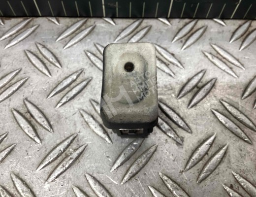 Кнопка (выключатель) Scania R-series 1995 -2004  Scania R-series R-series 1995 -2004