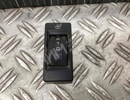 Кнопка подогрева сидений MAN TGS I 2007-2020  MAN TGS TGS I 2007-2020