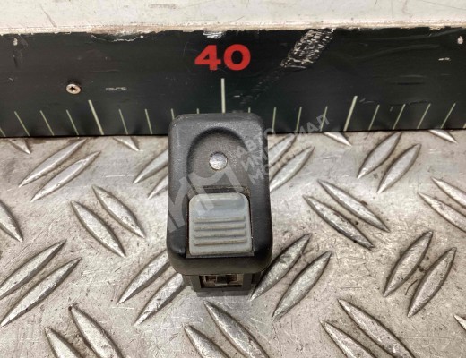 Кнопка блокировки дифференциала Scania 4-series 1995-2004  Scania 4-series 4-series 1995-2004