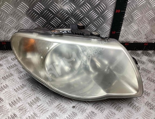 Фара правая Chrysler Voyager IV (RG) 2001-2008  Chrysler Voyager Voyager IV (RG) 2001-2008