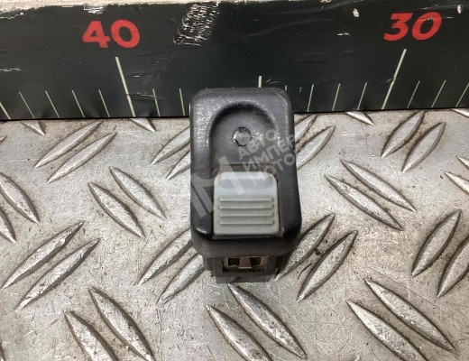 Кнопка блокировки дифференциала Scania 4-series 1995-2004  Scania 4-series 4-series 1995-2004