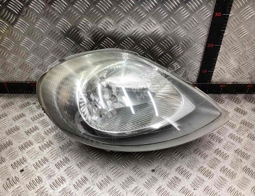 Фара правая Opel Vivaro A 2001-2014  Opel Vivaro Vivaro A 2001-2014
