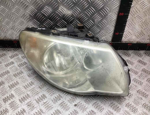 Фара правая Chrysler Voyager IV (RG) 2001-2008  Chrysler Voyager Voyager IV (RG) 2001-2008
