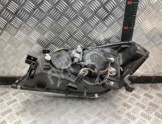 Фара правая Nissan Primera III (P12) 2002-2008  Nissan Primera Primera III (P12) 2002-2008