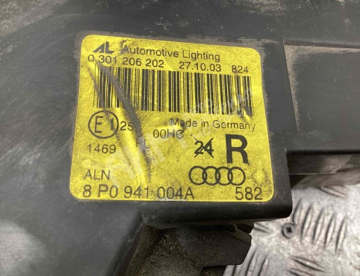 Фара правая Audi A3 II (8P) 2003-2005  Audi A3 A3 II (8P) 2003-2005