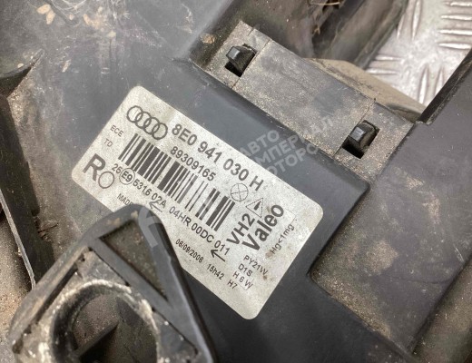 Фара правая Audi A4 B6 (8EC, 8E5) 2000-2004  Audi A4 A4 B6 (8EC, 8E5) 2000-2004
