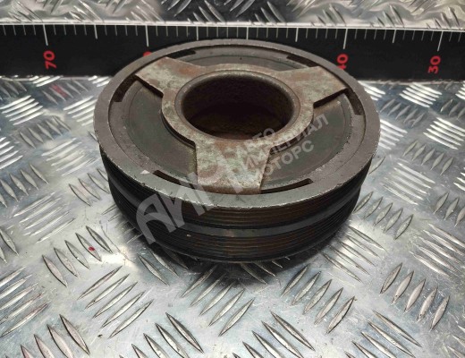 Шкив коленвала Volkswagen Passat B5+ (3B) 2000-2005 рестайлинг  Volkswagen Passat Passat B5+ (3B) 2000-2005 рестайлинг