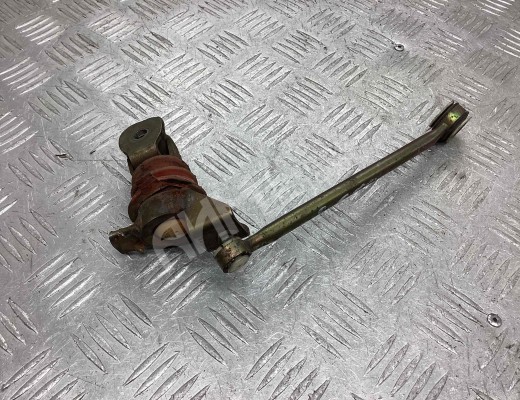 Тяга кулисы КПП Audi A4 B6 (8EC, 8E5) 2000-2004  Audi A4 A4 B6 (8EC, 8E5) 2000-2004