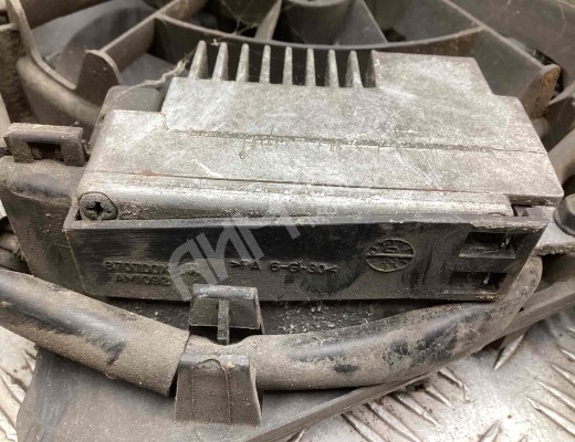Вентилятор радиатора Audi A4 B6 (8EC, 8E5) 2000-2004  Audi A4 A4 B6 (8EC, 8E5) 2000-2004