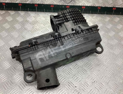 Корпус воздушного фильтра Dacia Logan I (LS/KS) 2004-2012  Dacia Logan Logan I (LS/KS) 2004-2012