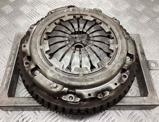 Комплект сцепления Dacia Logan I (LS/KS) 2004-2012  Dacia Logan Logan I (LS/KS) 2004-2012