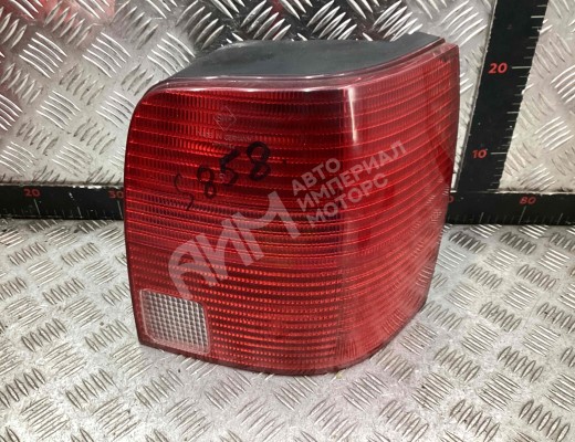 Фонарь задний правый Volkswagen Passat B5 (3B) 1996-2000  Volkswagen Passat Passat B5 (3B) 1996-2000