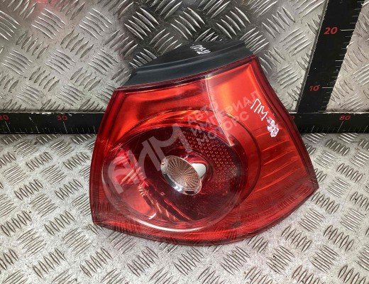 Фонарь задний правый Volkswagen Golf V (1K) 2004-2009  Volkswagen Golf Golf V (1K) 2004-2009
