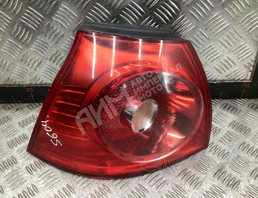 Фонарь задний левый Volkswagen Golf V (1K) 2004-2009  Volkswagen Golf Golf V (1K) 2004-2009