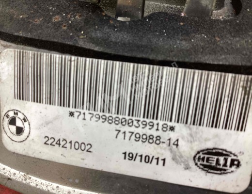 Фонарь крышки багажника правый BMW X6 (E71) 2007-2012  BMW X6 X6 (E71) 2007-2012