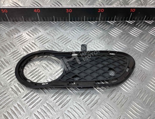 Рамка фары противотуманной левой Mercedes C (W203) 2000-2004  Mercedes C C (W203) 2000-2004