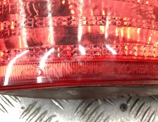 Фонарь задний левый Kia Carnival I (GQ) 1998-2006  Kia Carnival Carnival I (GQ) 1998-2006